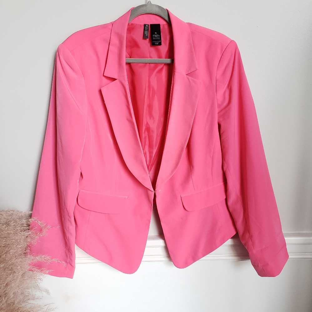 BISOU BISOU Pink High Low Blazer